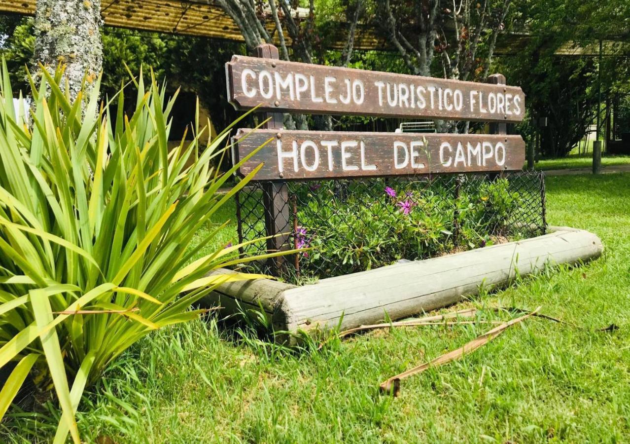 Complejo Turístico Flores Trinidad Exterior foto