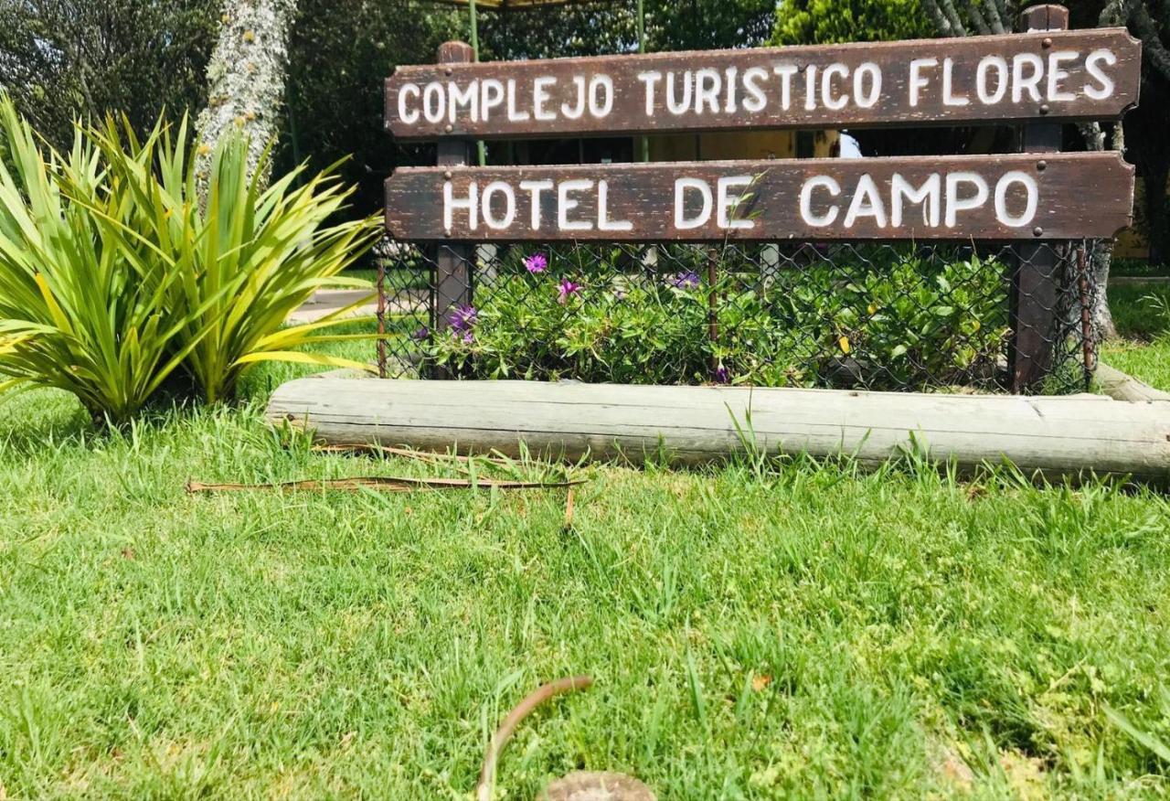 Complejo Turístico Flores Trinidad Exterior foto